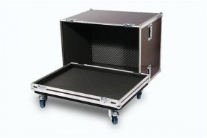 Haubencase für Serverschrank mit den Maßen 81x60x65