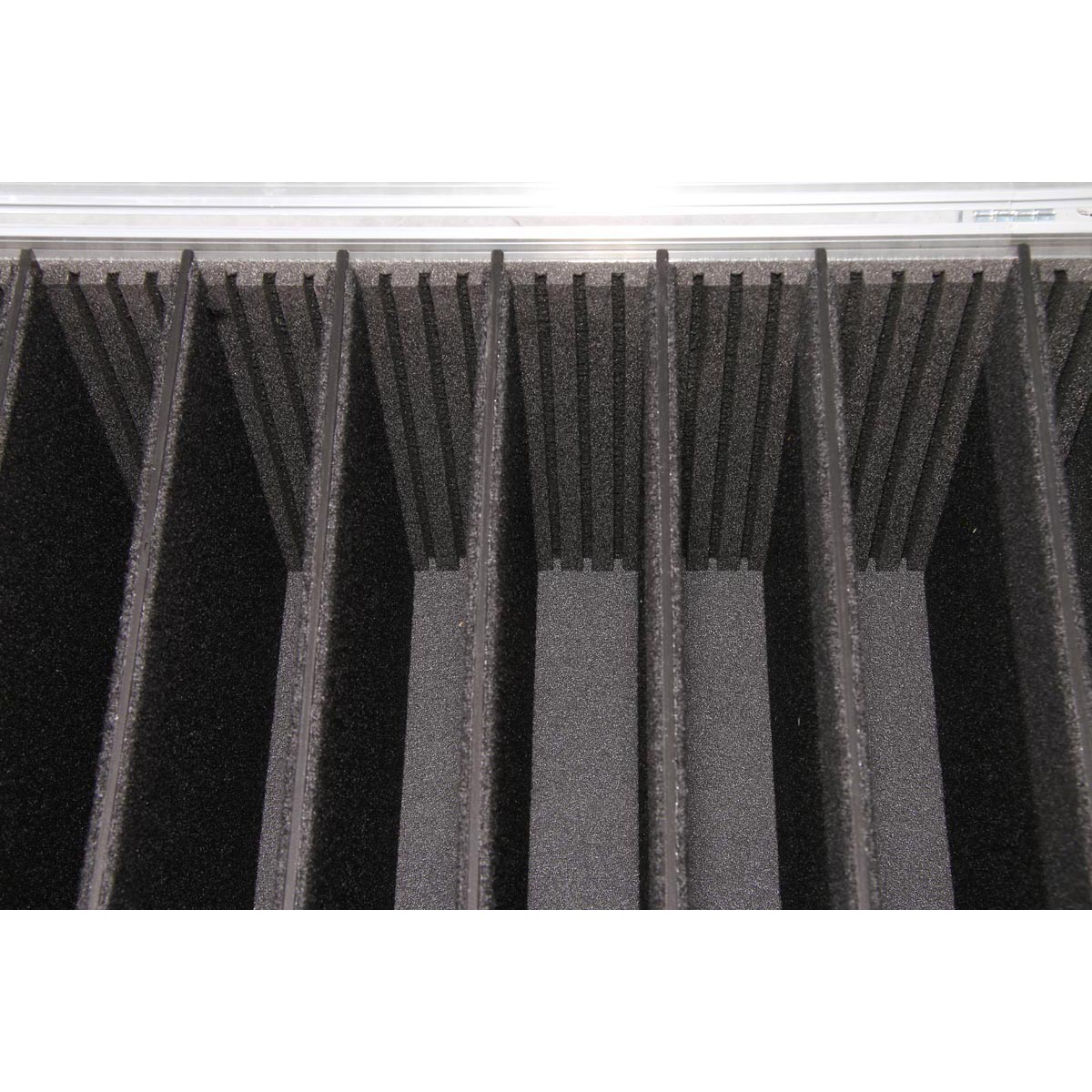 Truhencase 1120x470x340mm mit Nutenschaumstoff