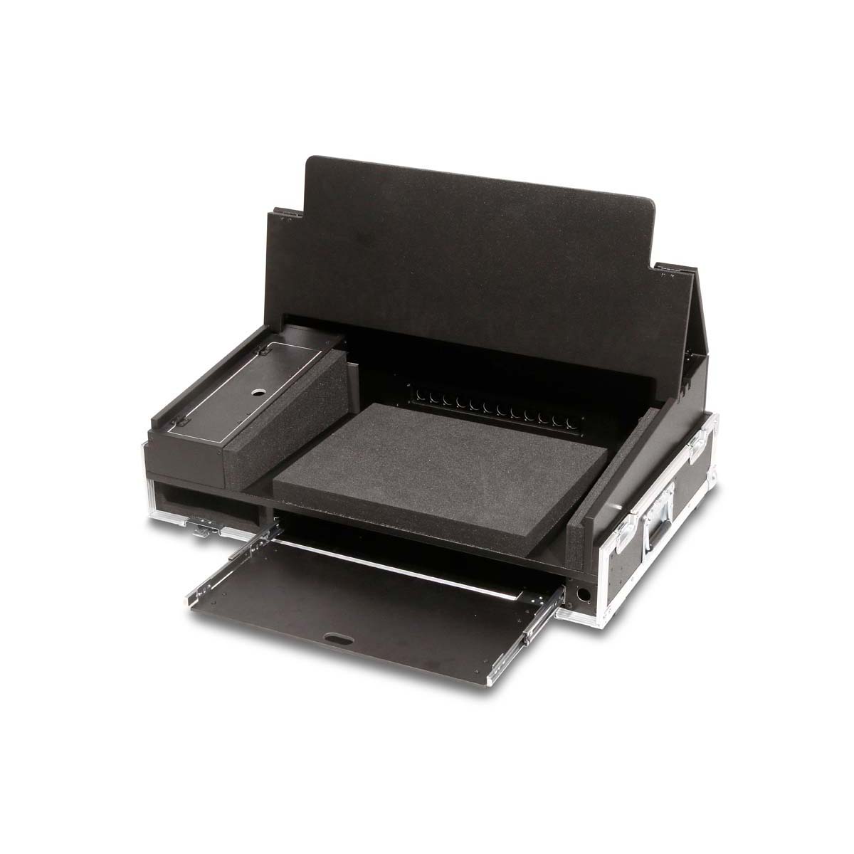 Angled Case GrandMA3 on PC Command Wing + 2 x 15" or 27" Monitors